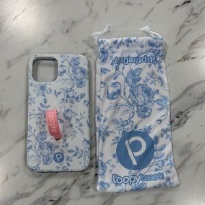 Blue Toile Loopy iPhone 12
6.1 R
